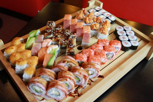 Суши и роллы