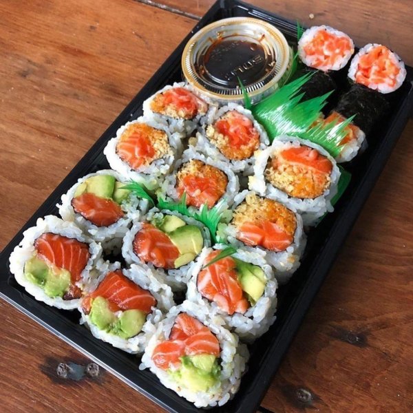 Суши и роллы