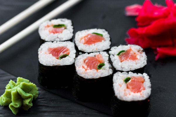 Суши и роллы