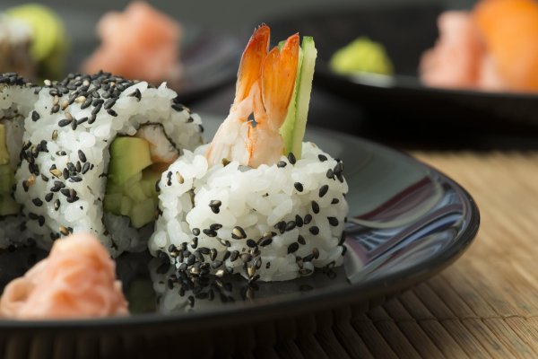 Суши и роллы