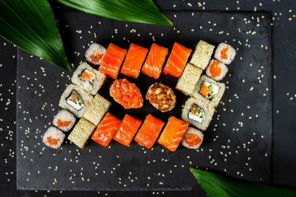 Суши и роллы