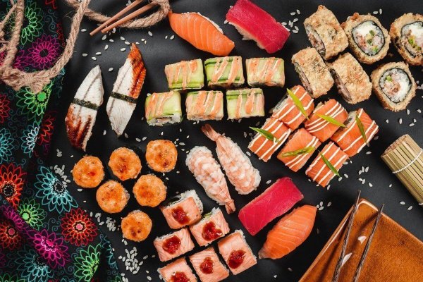 Суши и роллы