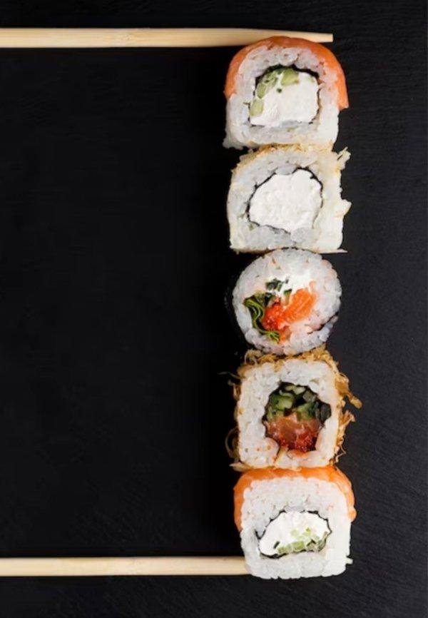 Суши и роллы