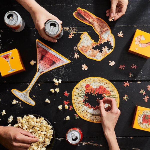 С блюдами и едой