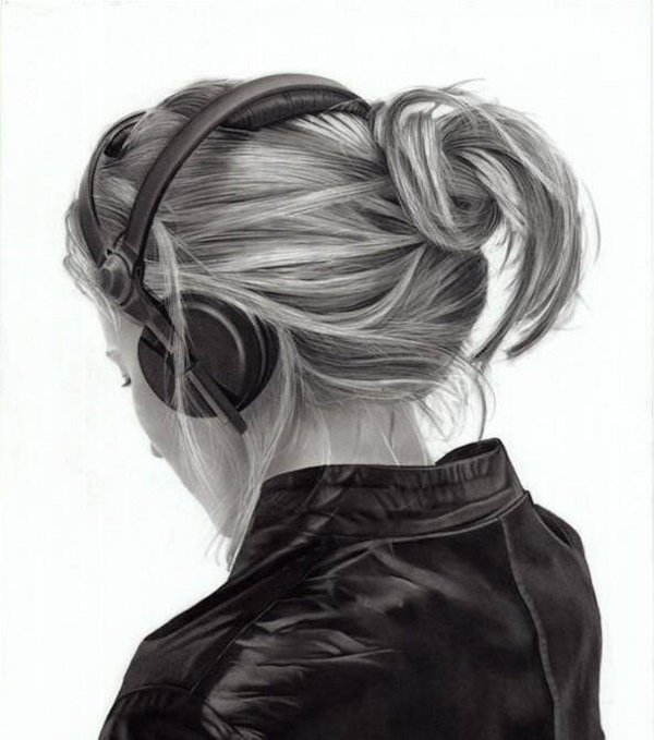 Девушек со спины нарисованные