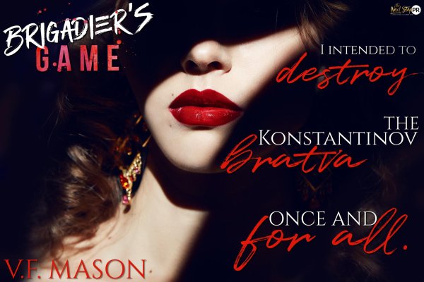 Губы девушек без лица с помадой