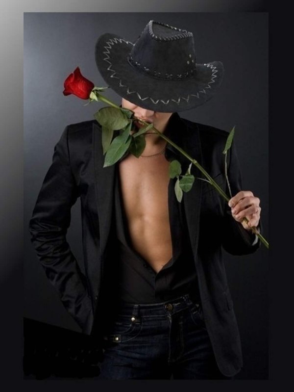 в шляпе мужчина