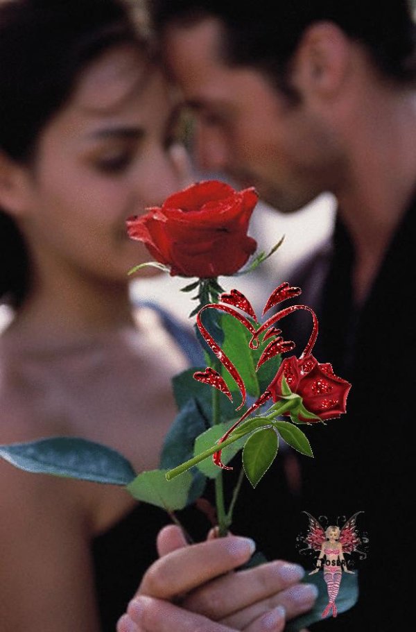 парень и девушка с розами