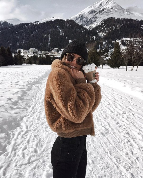 На аву зима