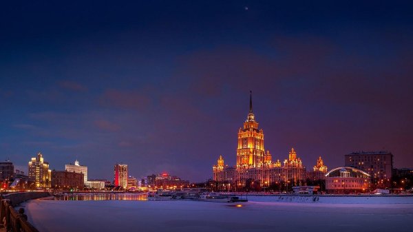 Зима москва