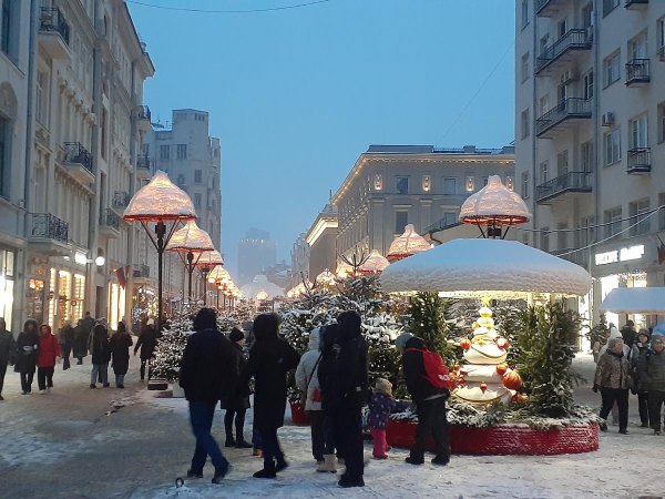 Зима москва