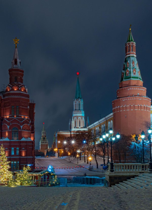 Зима москва