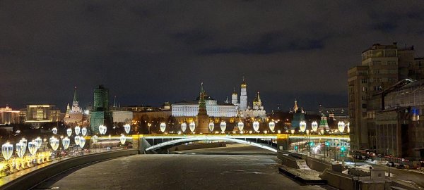 Зима москва