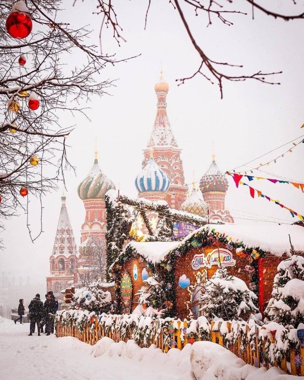 Зима москва