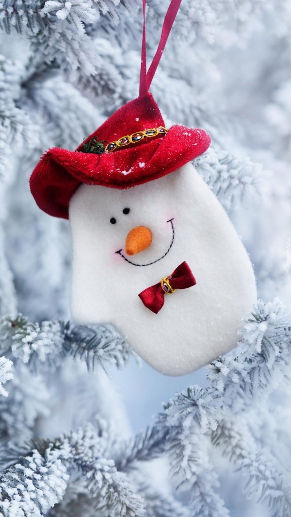 Зима с надписями и пожеланиями женщине