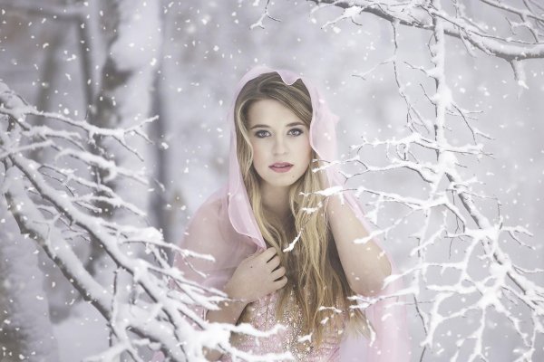 Женщина зима