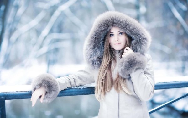 Женщина зима