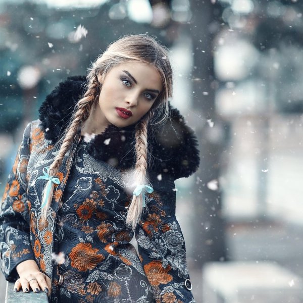 Женщина зима