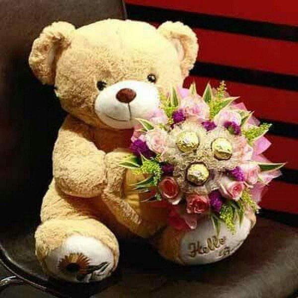 мишка и цветы