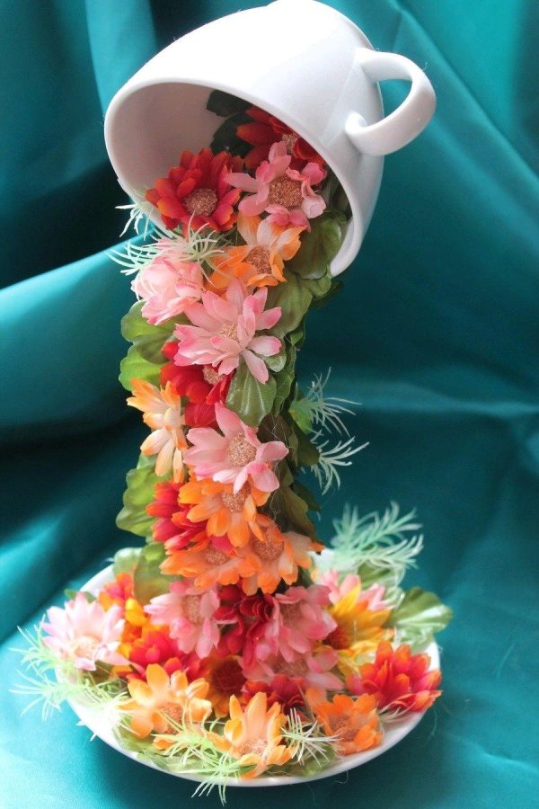 парящая кружка