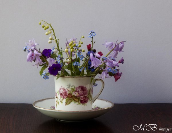 чашка с цветами