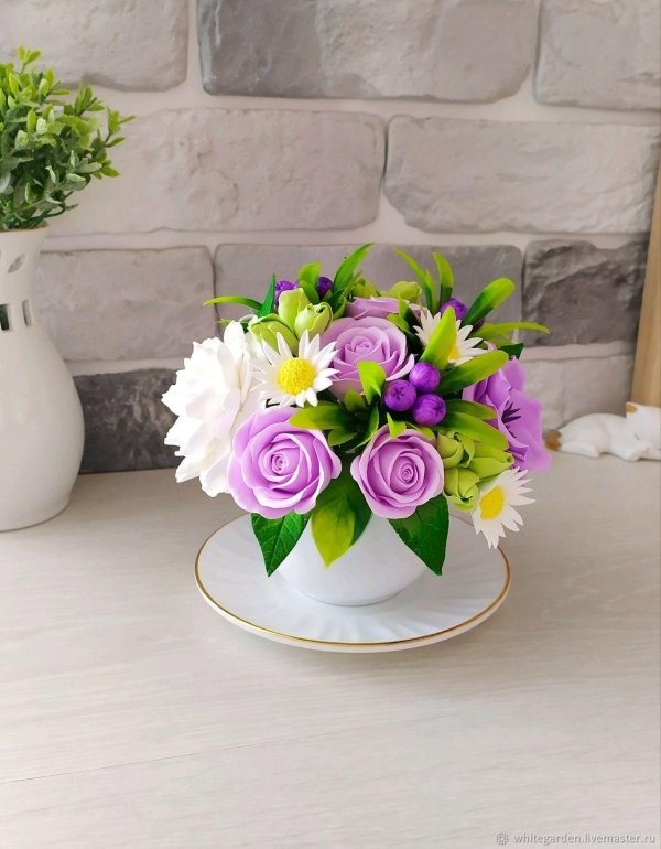 букетик из холодного фарфора