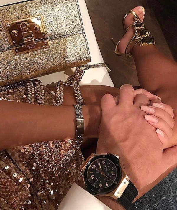 Успешная всегда неотразимая