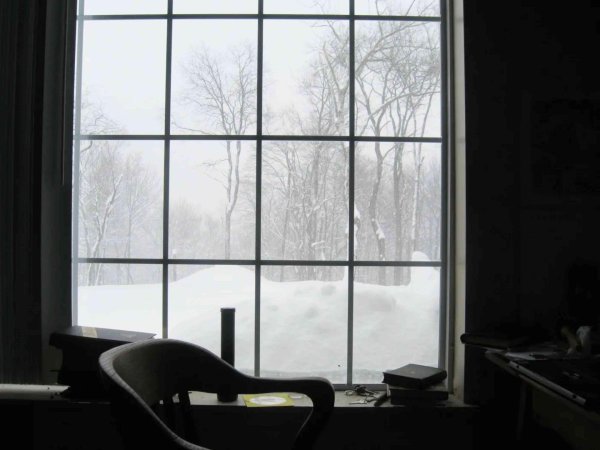 Зима из окна