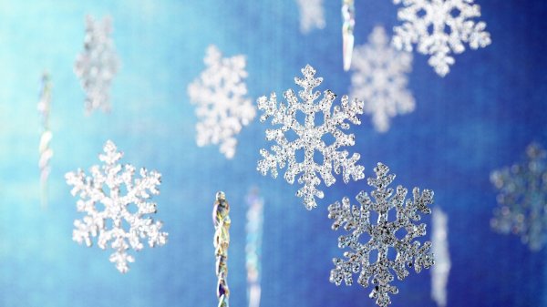Снежинки зима