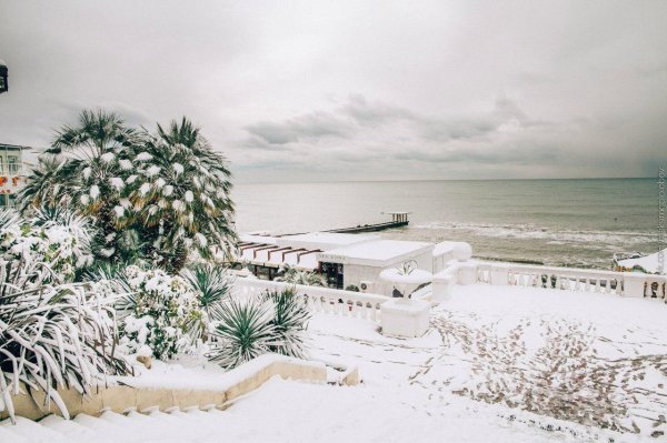 Зима на море