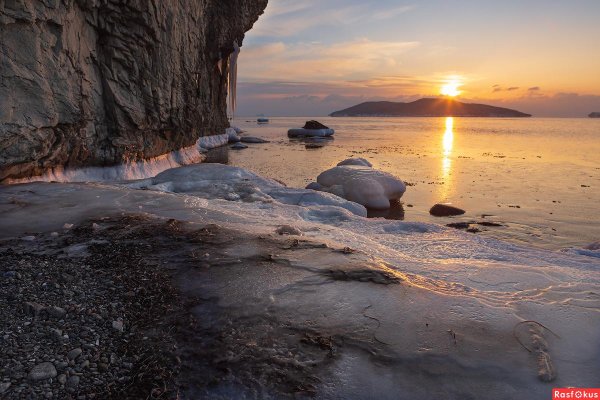 Зима на море