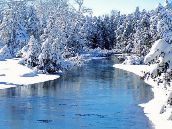 Зима река