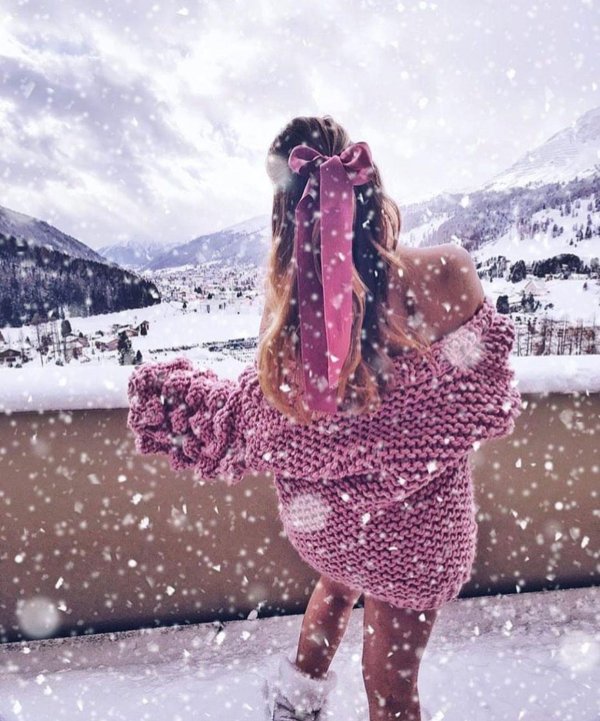 Розовая зима