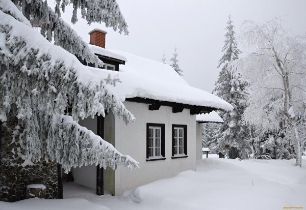 Дом и зима