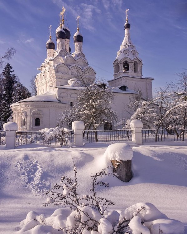 Зима и храм
