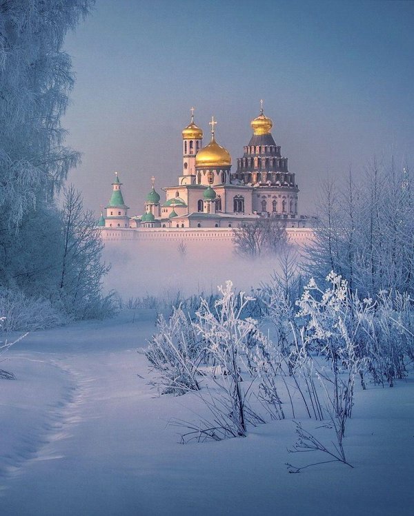 Зима и храм