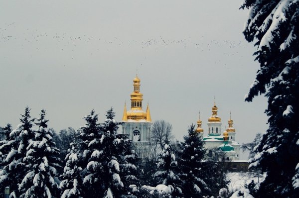 Зима и храм