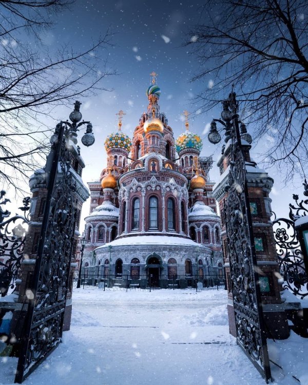 Зима и храм