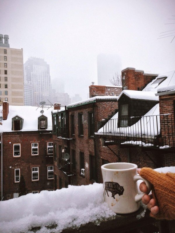 Утро зима город