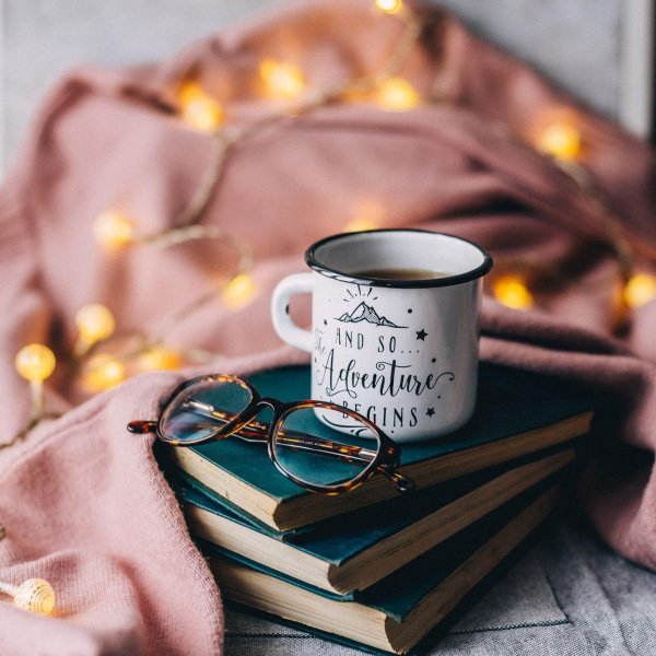 Книга и зима