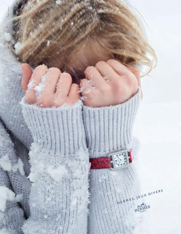 Брюнетки со спины зима