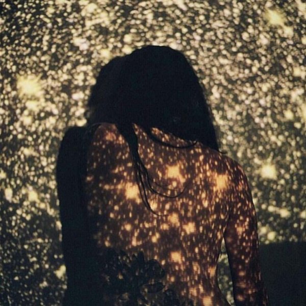 Брюнетки со спины зима