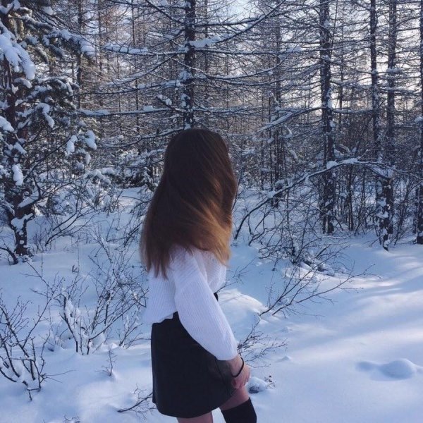 Брюнетки со спины зима