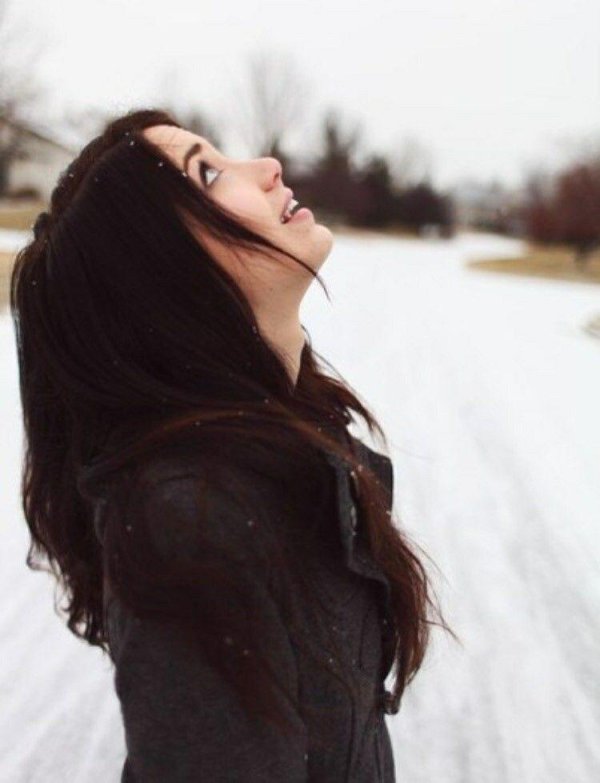 Брюнетки со спины зима