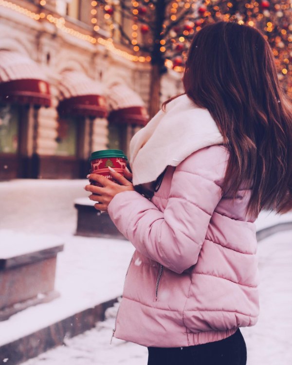 Брюнетки со спины зима