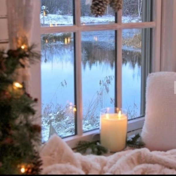 За окном зима с надписями