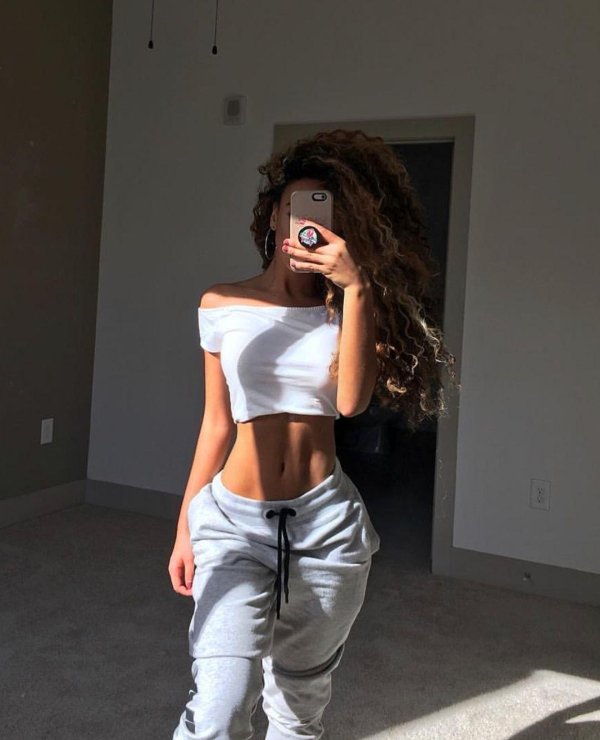 Девушка фигура