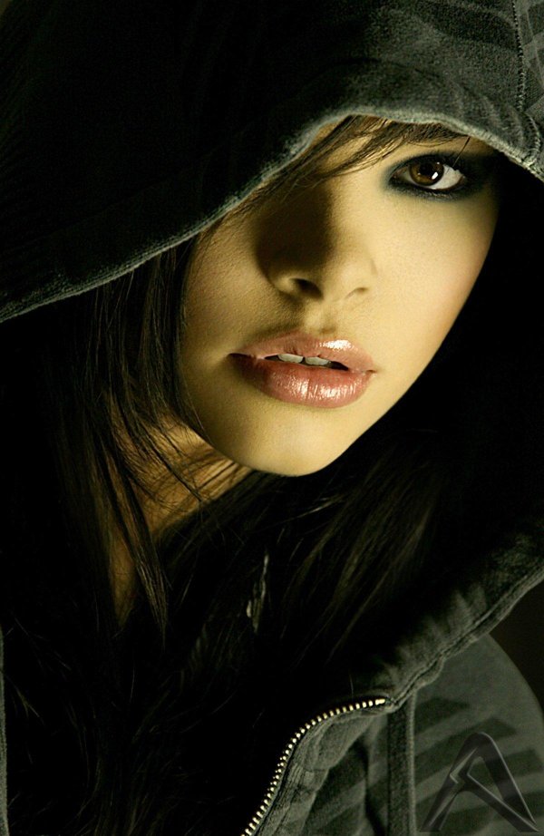 Девушка хулиганка