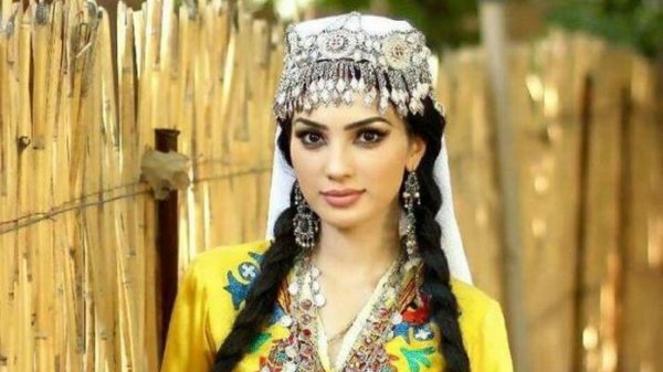 Таджичка девушка