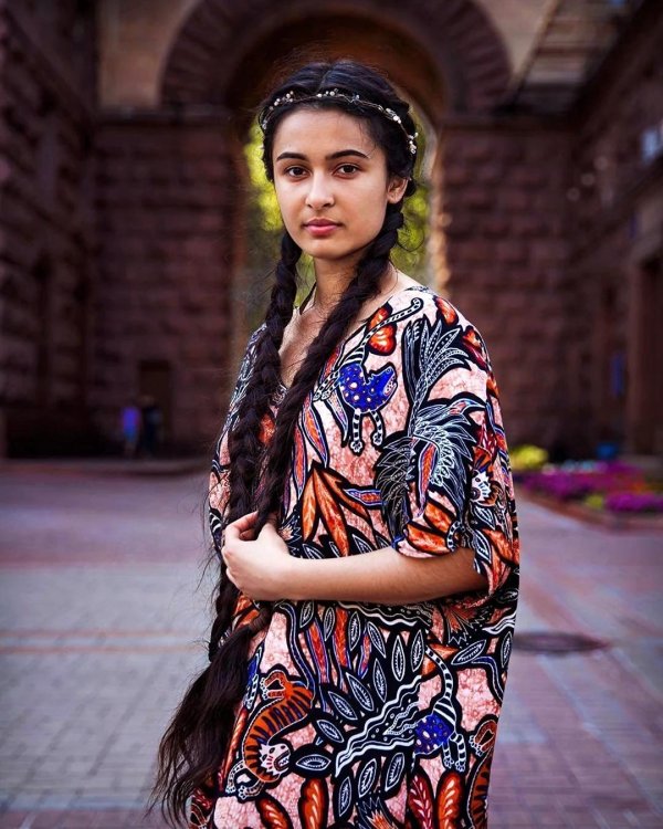 Таджичка девушка